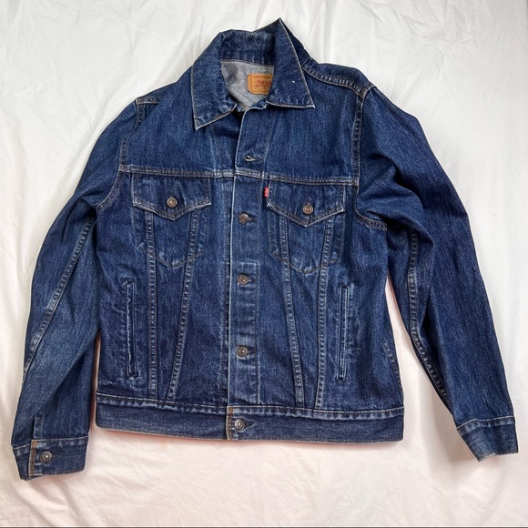 Levi Strauss & Co. Button up Denim Blue Jean Jacket Size 40 All Cotton L070622 - Picture 1 of 4